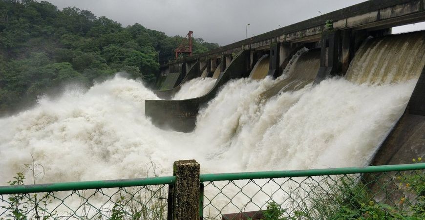 /content/dam/sterlingholidays/activities/athirappilly/sterling-athirappilly-destination-peringalkuthu-dam.jpg