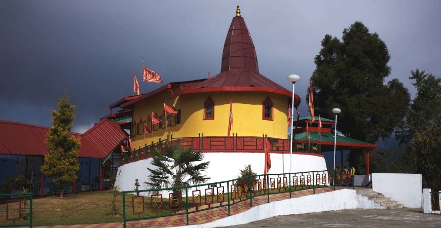 /content/dam/sterlingholidays/activities/gangtok/mustsee/bannerimage/gangtok-hanuman-tok.jpg