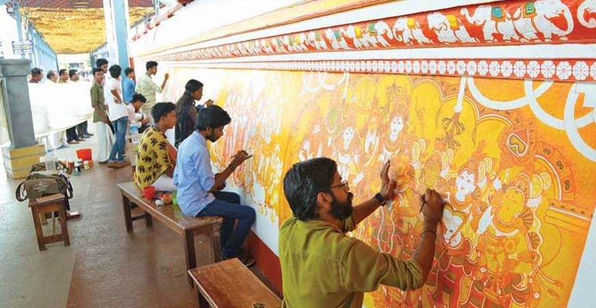 /content/dam/sterlingholidays/activities/guruvayur/mustdo/bannerimage/mural-painting-guruvayur.jpg