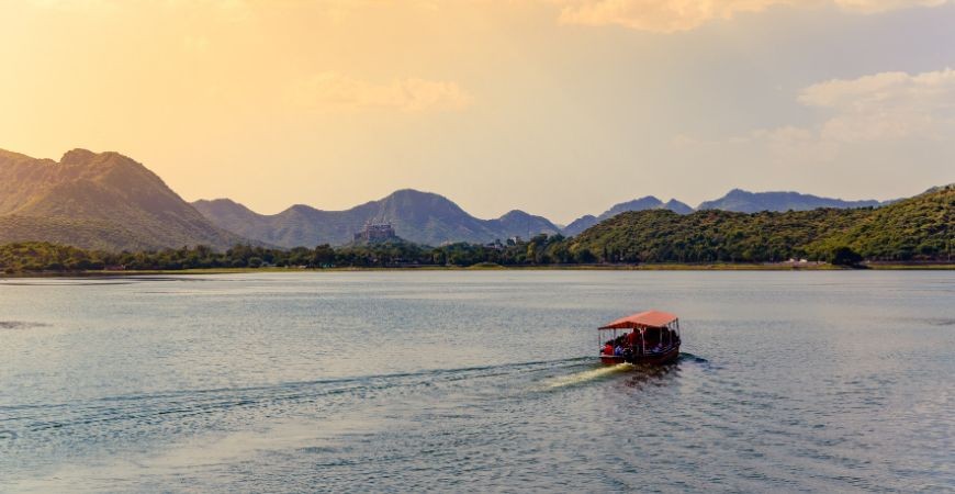 Fateh Sagar Lake