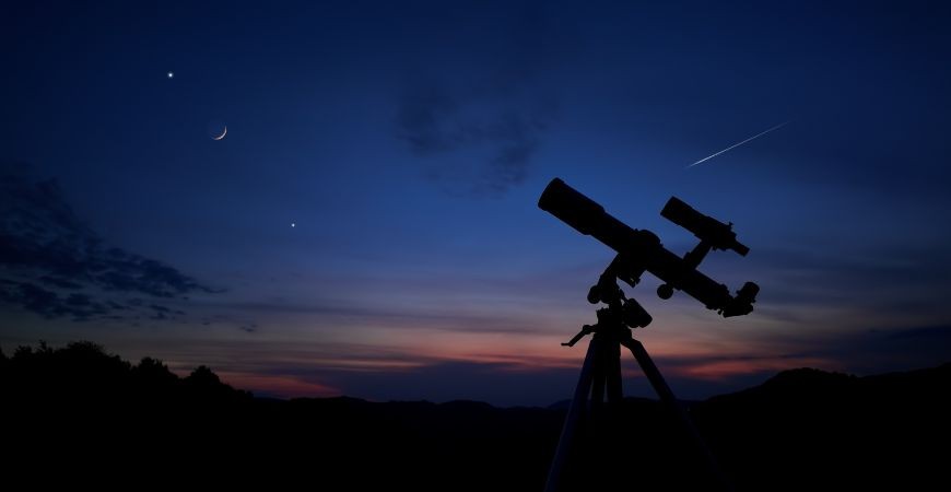 /content/dam/sterlingholidays/activities/vanvasa-lansdowne/stargazing.jpg