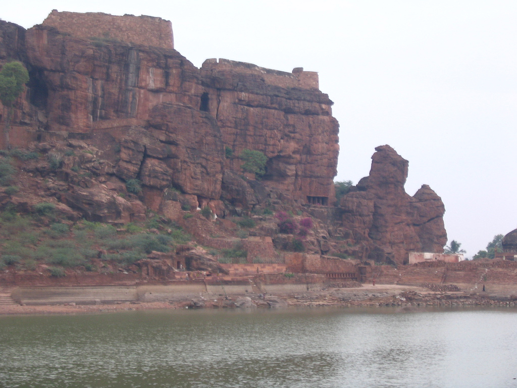 badami vatapi cave temples-rock cut architecture badami vatapi cave temples-rock cut architecture