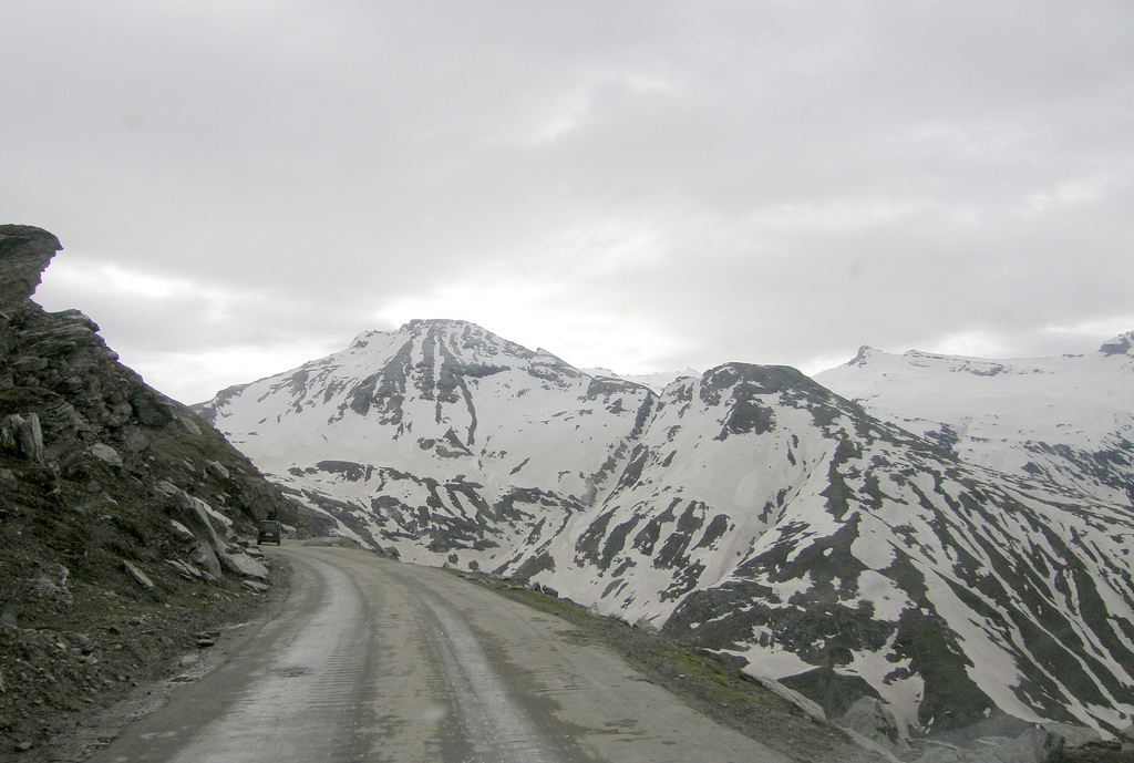 Rohtang Pass Manali Himachal Pradesh Images