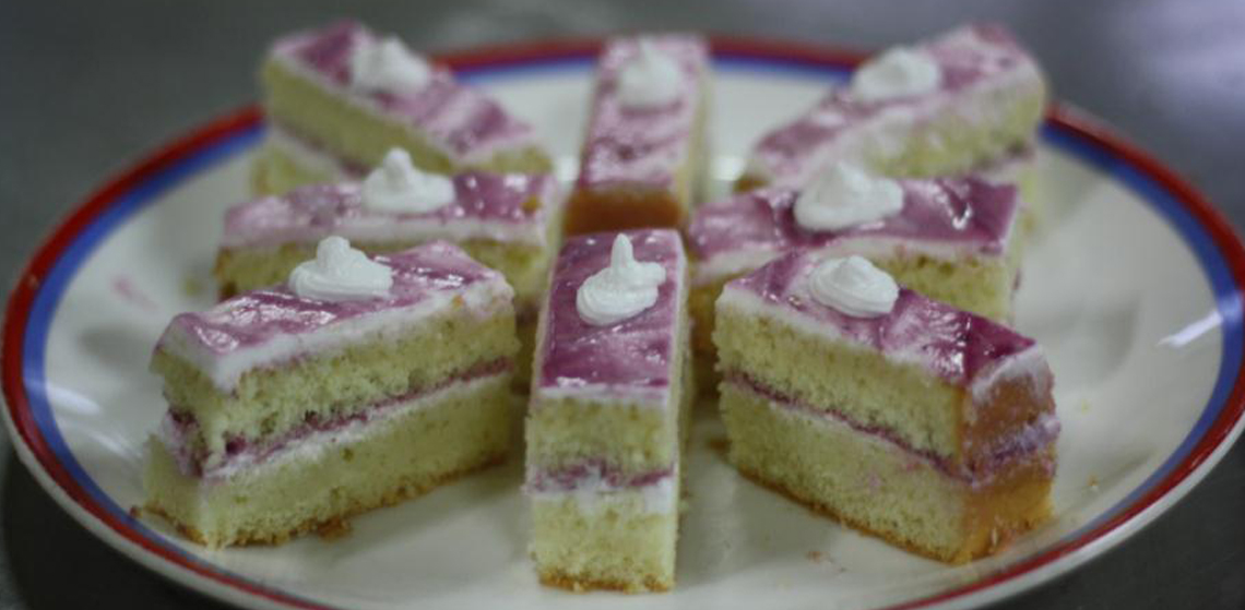 Blackcurrant Cream Pastry Dessert Recipe