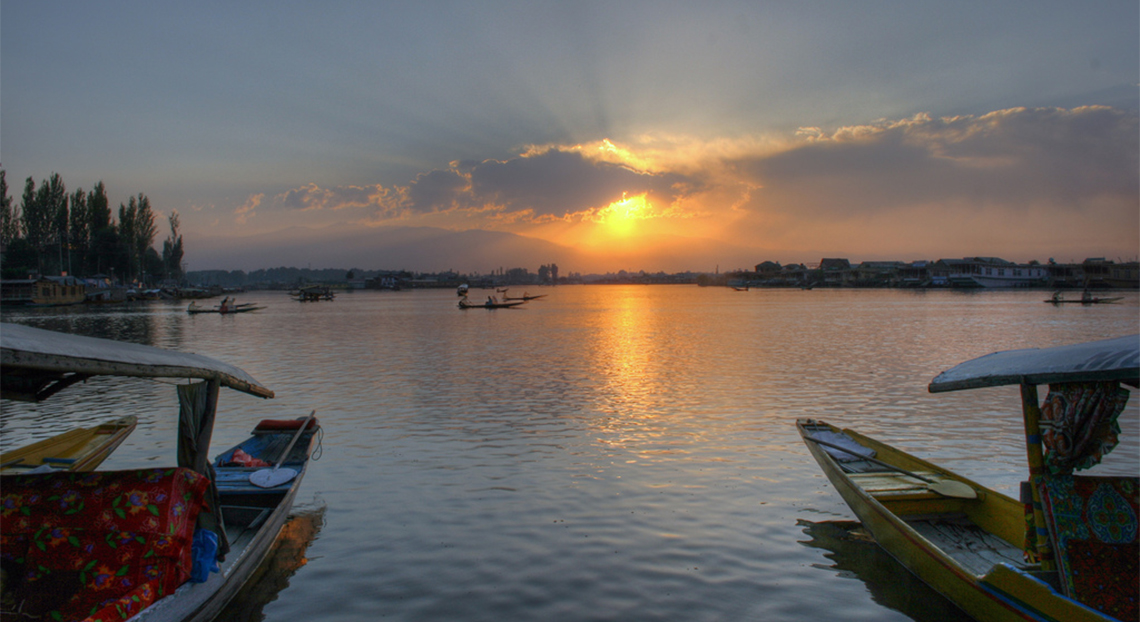 Image Name - kashmir dal lake house boat