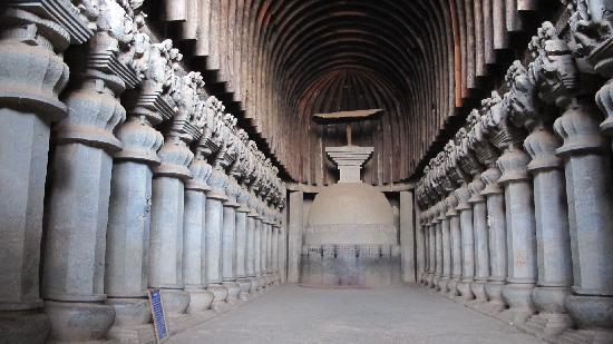 karla-caves-main-stupa