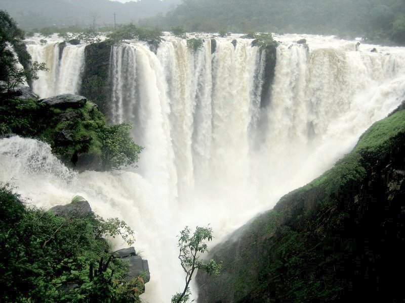 Jog waterfalls