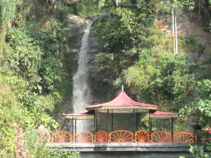 ban_jhakri_falls