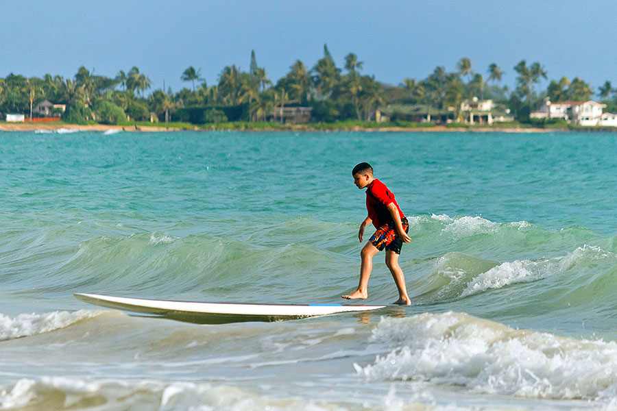 goa surfing