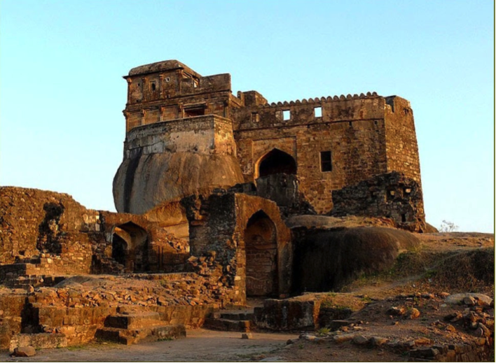 Madan Mahal Fort