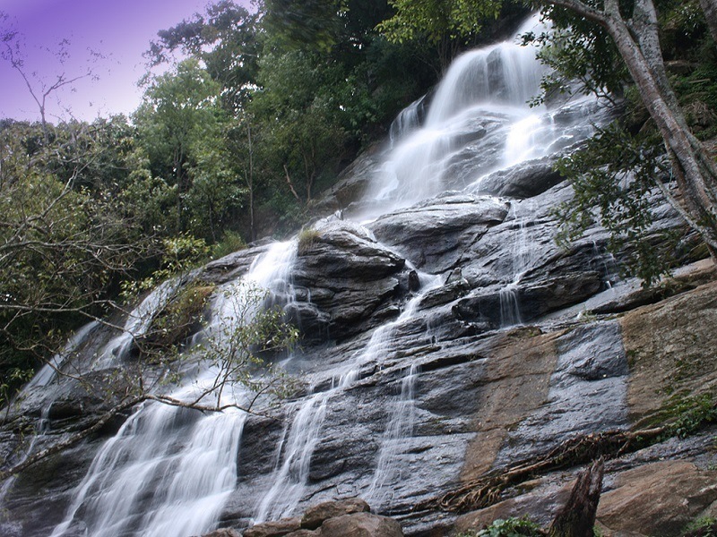 Kiliyur Waterfall