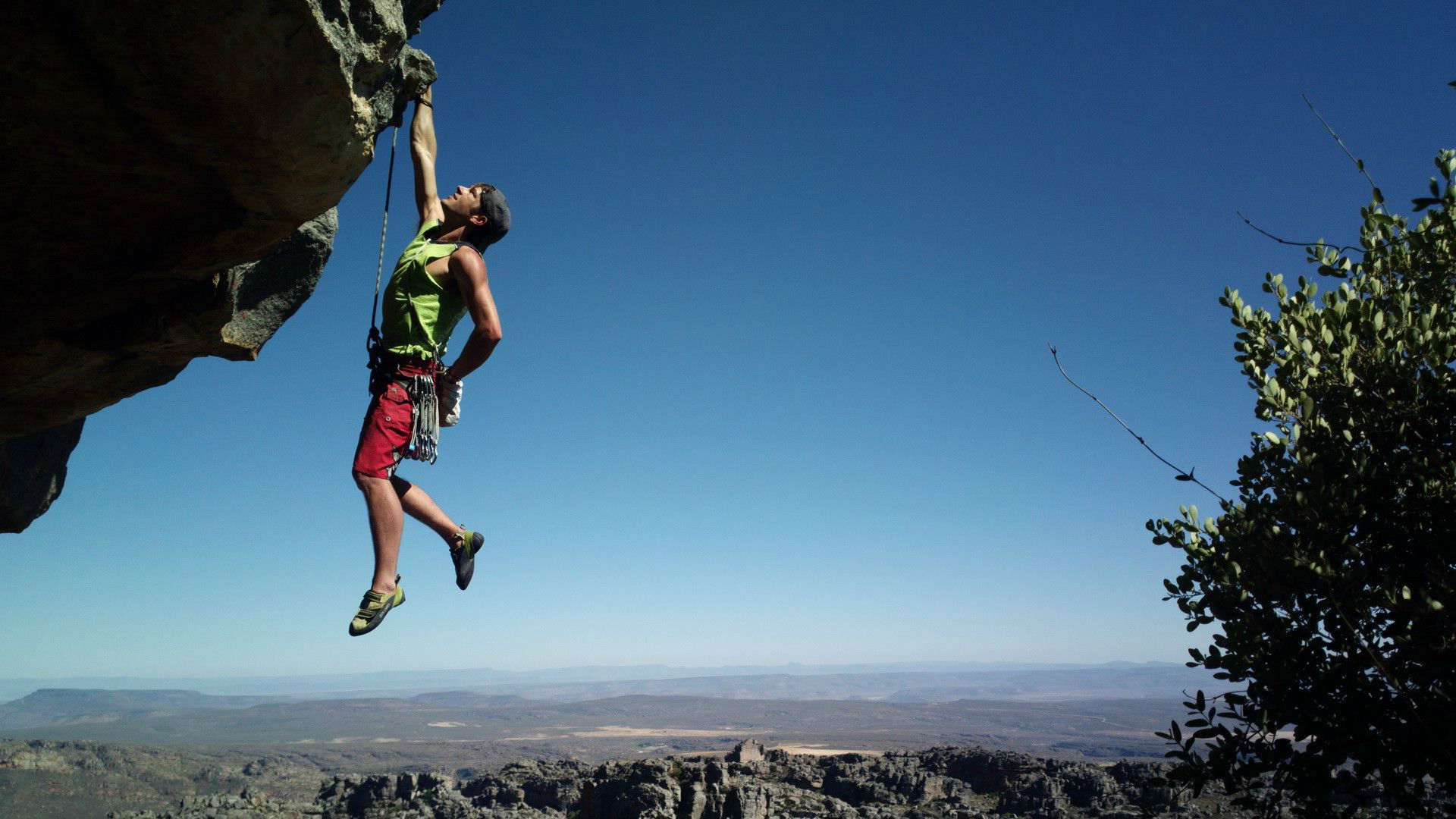 Rock-climbing-Wallpaper