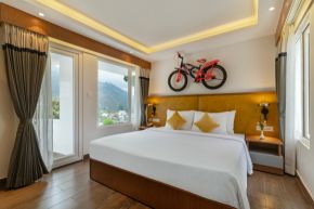 Valley View Thematic Suite with Sit out Image