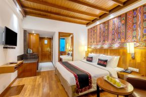 Mountain View Classic Room Image