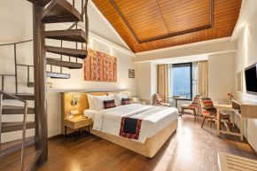 Two Bedroom Family Room with Mountain View Image