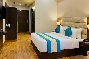 Premier Room Image