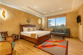 1 Bedroom Family Suite Image