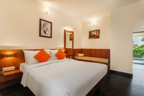 Garden View Classic Room With Balcony Image