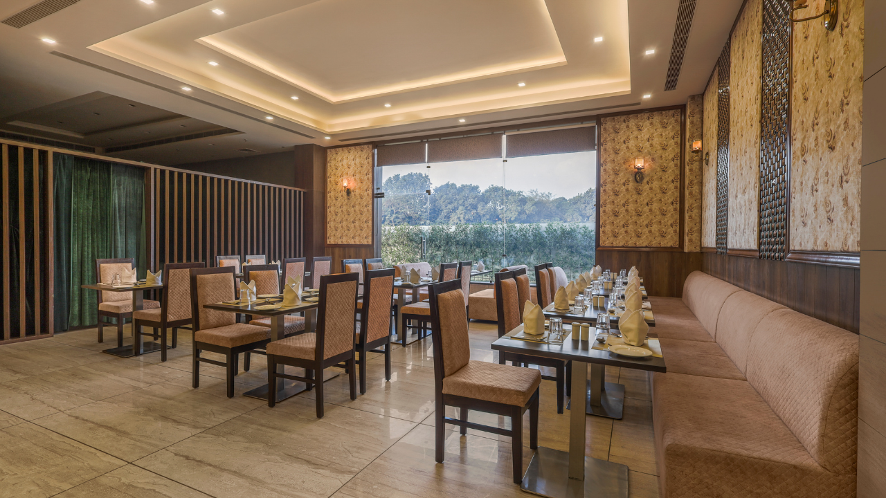 Golden Leaf | Signature Multi-Cuisine Restaurant 