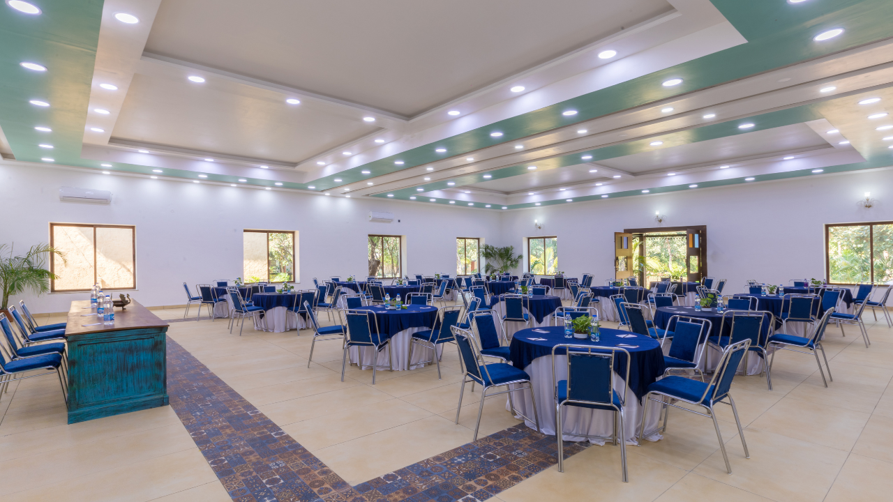 MEETINGS & EVENTS