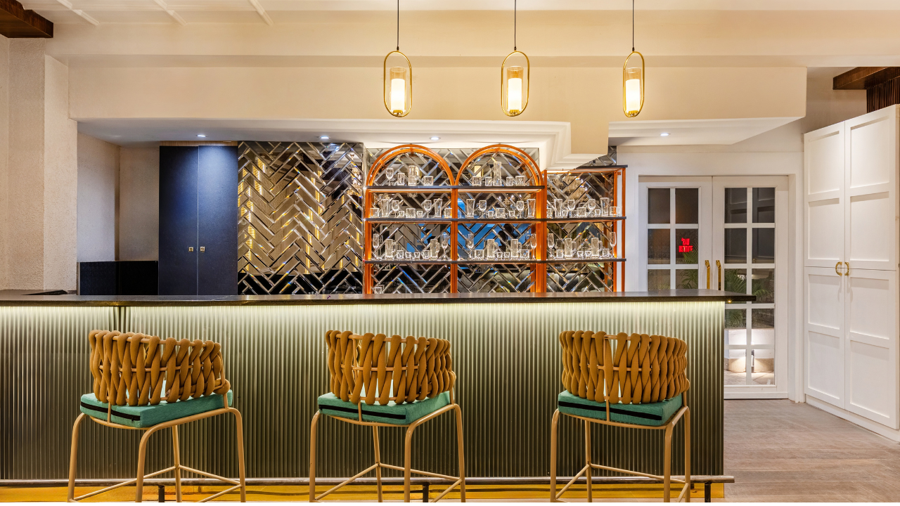 Skyline Spirits Bar