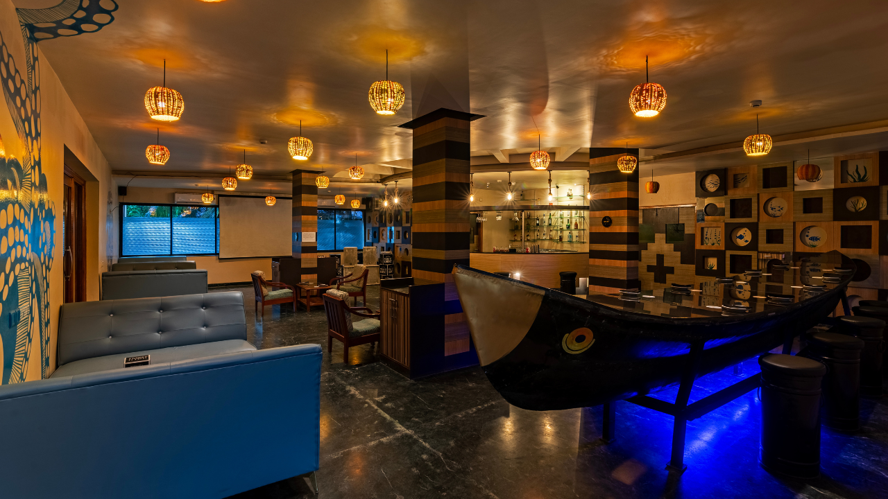 LOCAL | Restobar 