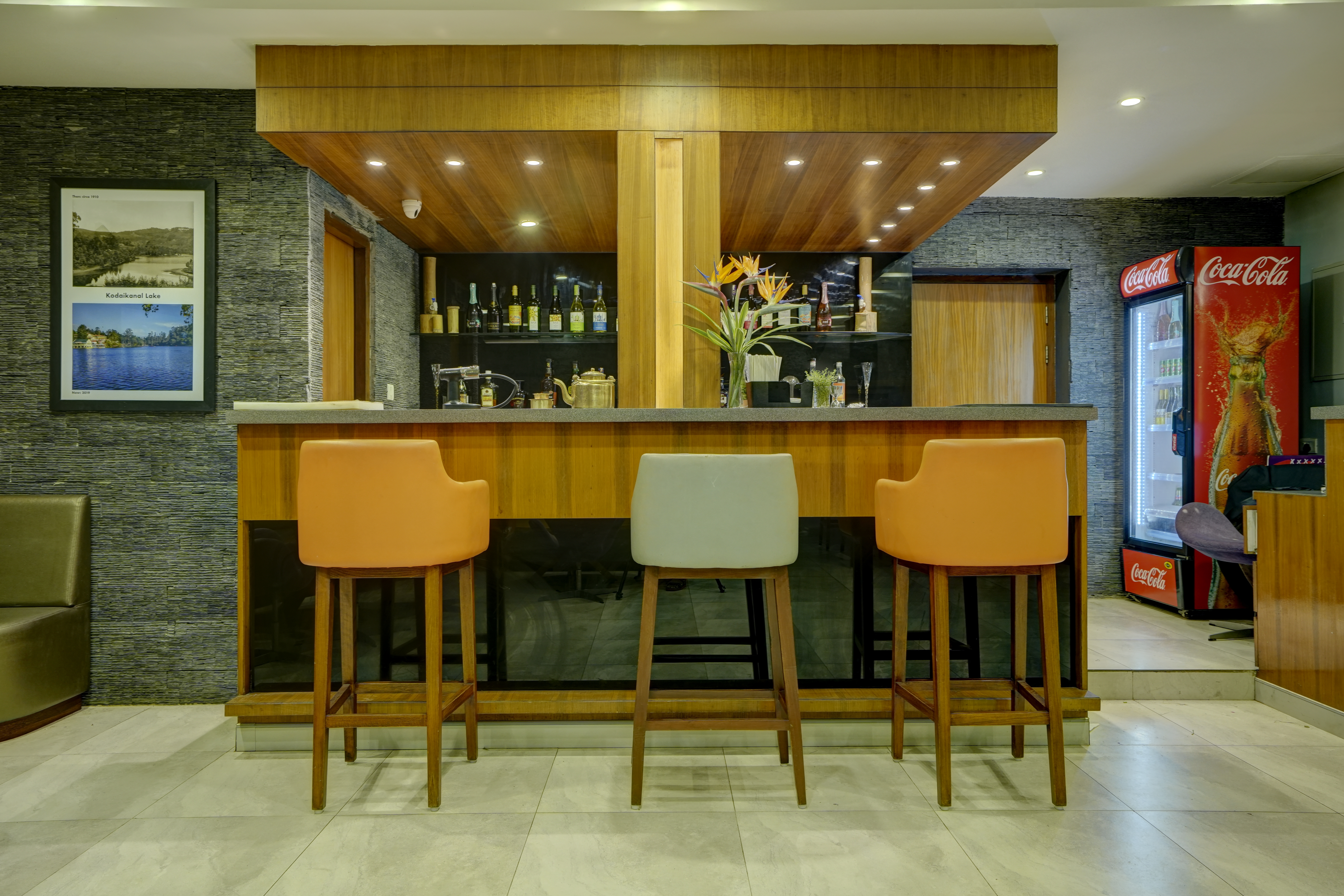 LOCAL – Rest 'O' Bar 